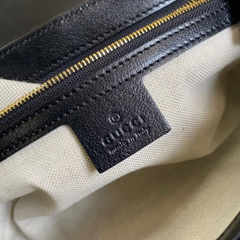 Gucci 443497 Online Exclusive GG Marmont Small Bag