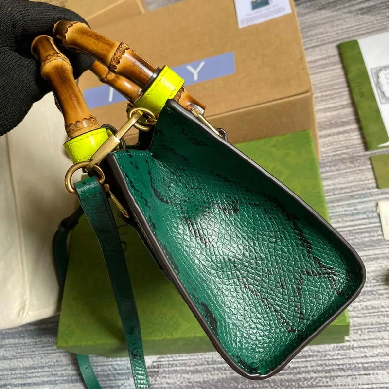 Gucci Diana Mini Tote Bag Snake Top Handle Bag Gucci  655661 Green