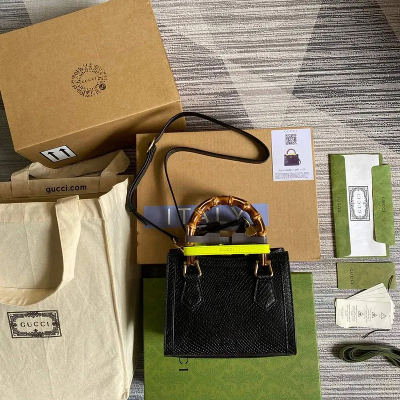 Gucci Diana Mini Tote Bag Snake Top Handle Bag Gucci  655661 Black