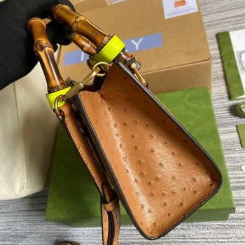 Gucci Diana Mini Tote Bag Ostrich LeatherTop Handle Bag Gucci  655661 Tan