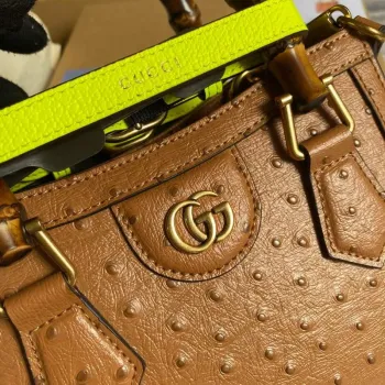 Gucci Diana Mini Tote Bag Ostrich LeatherTop Handle Bag Gucci  655661 Tan
