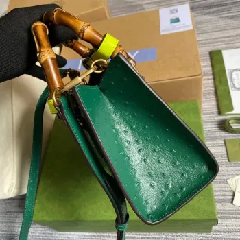 Gucci Diana Mini Tote Bag Ostrich LeatherTop Handle Bag Gucci  655661 Green