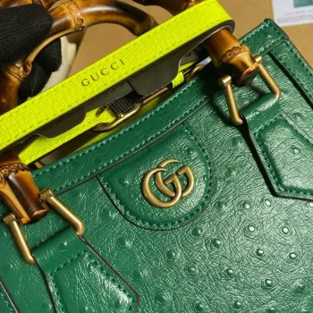 Gucci Diana Mini Tote Bag Ostrich LeatherTop Handle Bag Gucci  655661 Green