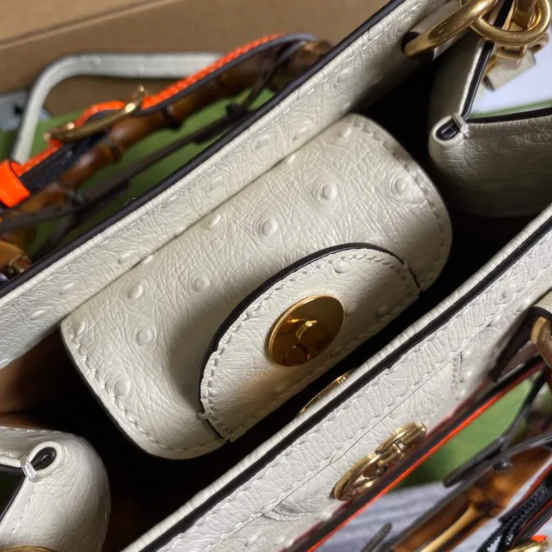 Gucci Diana Mini Tote Bag Ostrich LeatherTop Handle Bag Gucci  655661 Beige