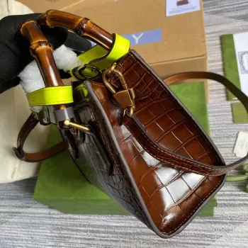 Gucci Diana Mini Tote Bag Crocodile LeatherTop Handle Bag Gucci  655661 Brown