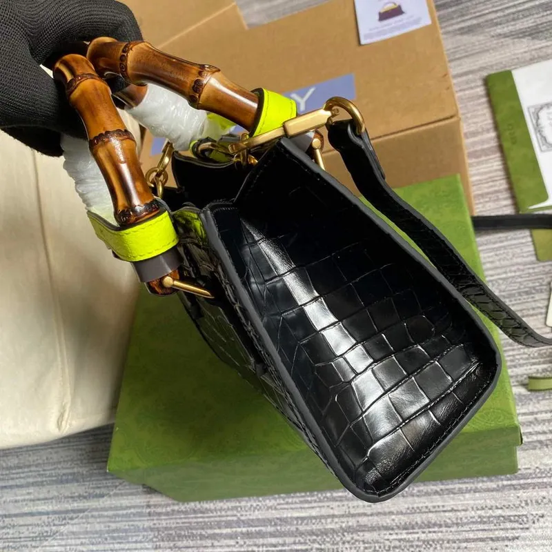 Gucci Diana Mini Tote Bag Crocodile LeatherTop Handle Bag Gucci  655661 Black