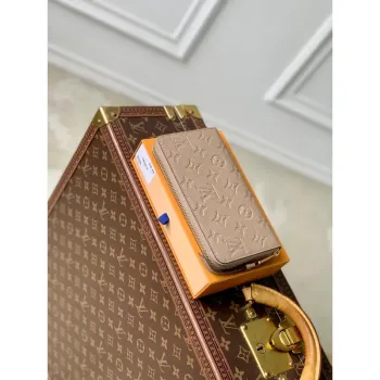 LV M69034 Louis Vuitton Zippy Wallet Khaki
