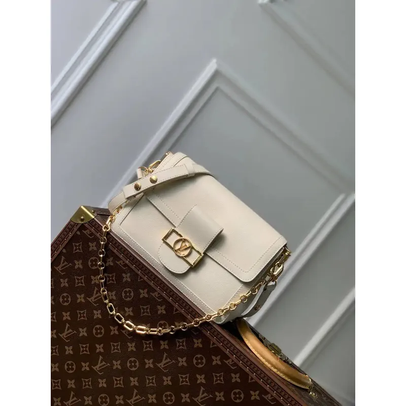 LV M25050 Louis Vuitton Dauphine Soft MM Bag White