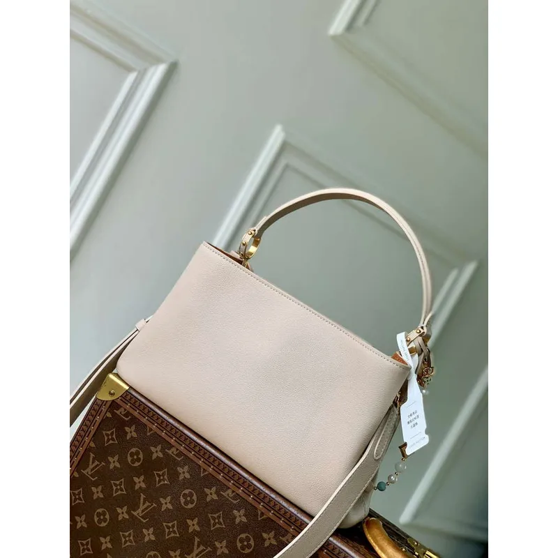 LV M12929 Louis Vuitton Capucines MM Souple Bag Greige