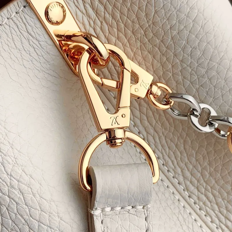 LV M12938 Louis Vuitton Capucines MM Handbag Quartz White