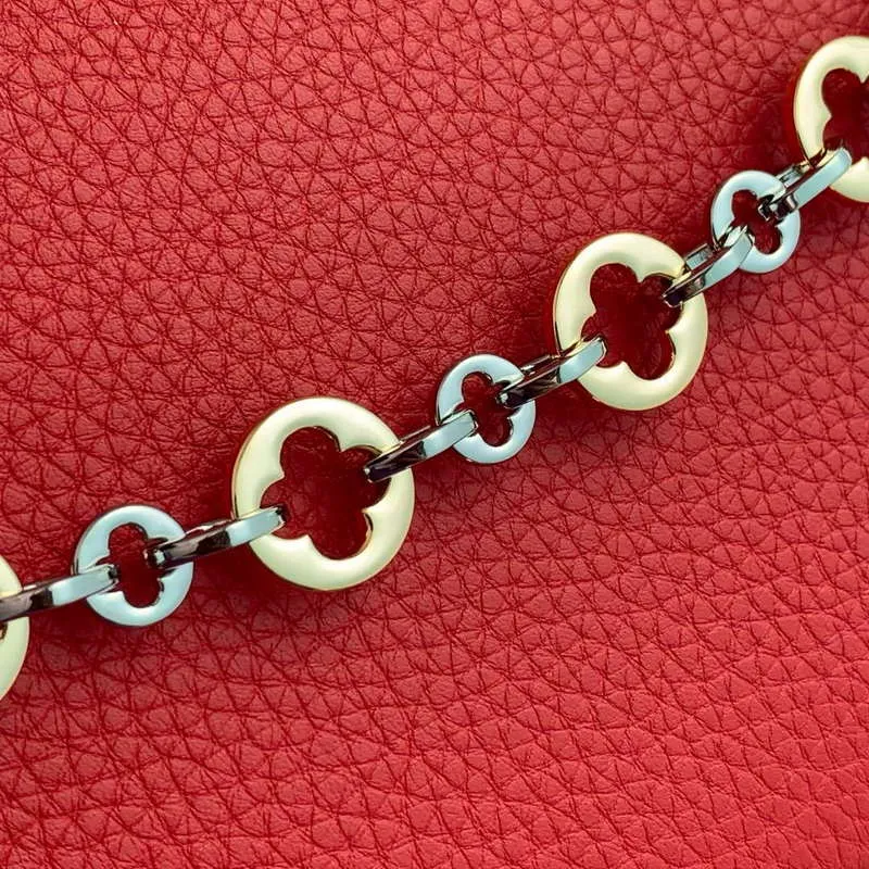 LV M12936 Louis Vuitton Capucines MM Handbag Red