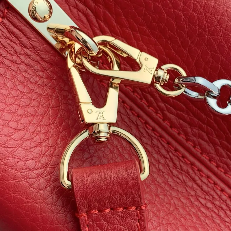 LV M12936 Louis Vuitton Capucines BB Handbag Red