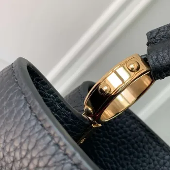 LV M12936 Louis Vuitton Capucines MM Handbag Black