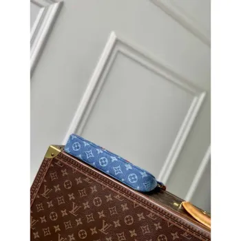 LV M13994 Louis Vuitton LV x TM Pochette Accessoires