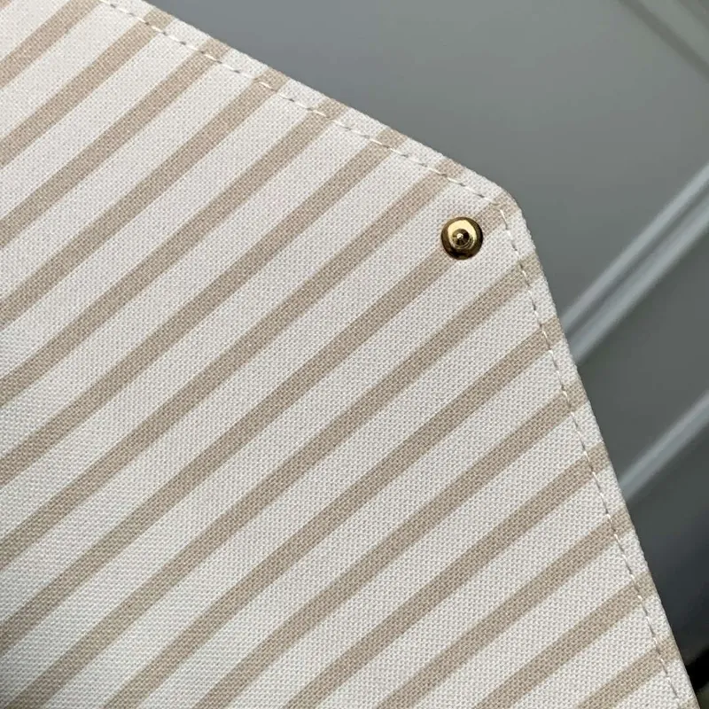 LV M14968 Louis Vuitton Félicie Pochette Bag Bicolor Eden