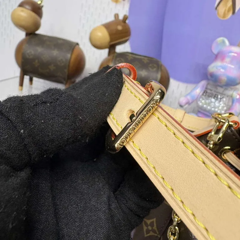 LV M25085 Louis Vuitton Odyssée Handbag Monogram Coated canvas