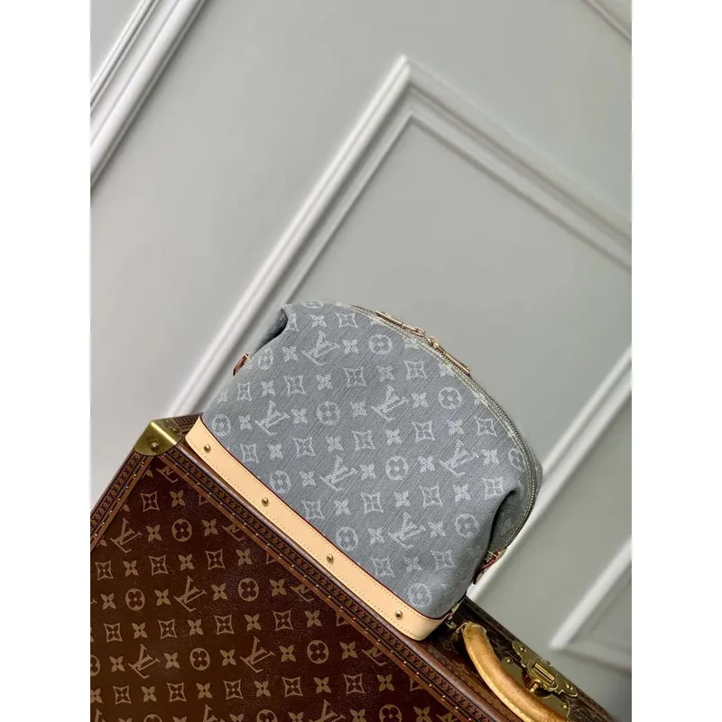 LV M13750 Louis Vuitton Cosmetic Pouch GM Bag Cloudy Gray
