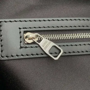 LV M13992 Louis Vuitton Keepall Cargo Bandoulière 50 Bag Black