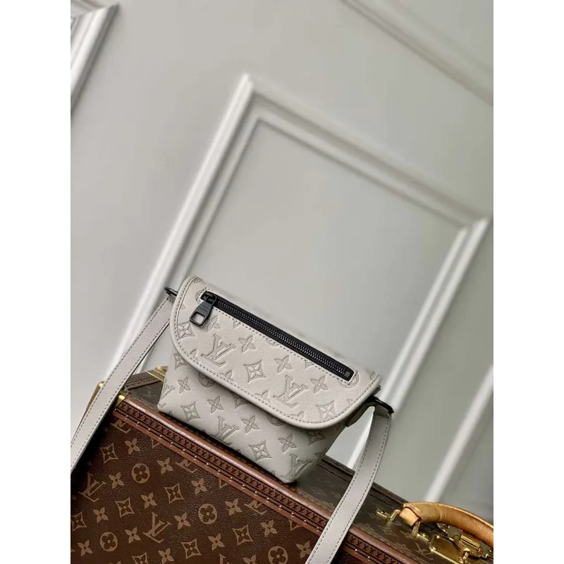 LV M14794 Louis Vuitton M12636 Pulse Wearable Wallet Sand