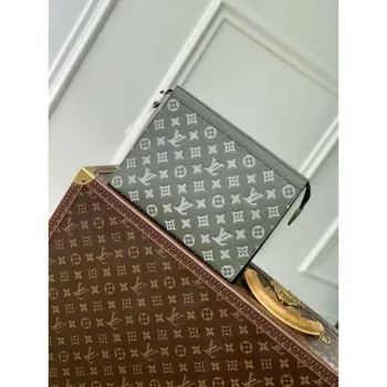 LV M61692 Louis Vuitton Pochette Voyage MM Bag Monogram Green