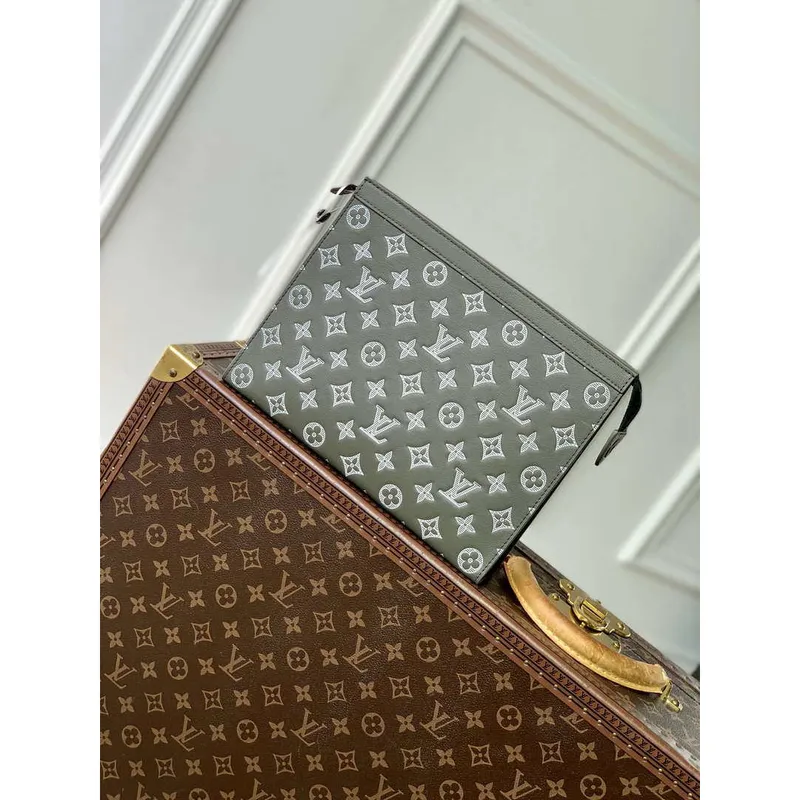 LV M61692 Louis Vuitton Pochette Voyage MM Bag Monogram Green