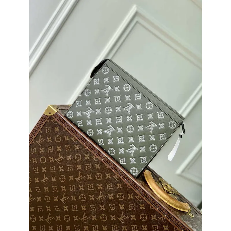 LV M61692 Louis Vuitton Pochette Voyage MM Bag Monogram Green