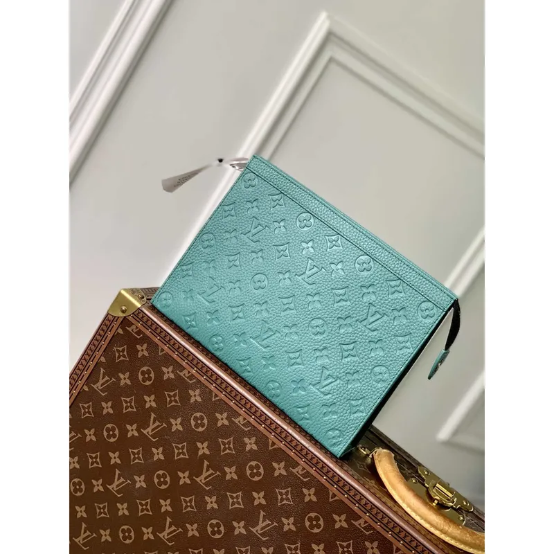 LV M13666 Louis Vuitton Pochette Voyage MM Bag new Green
