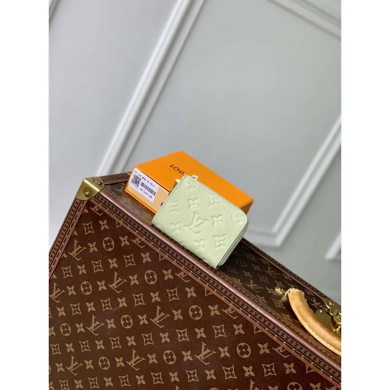 Louis Vuitton M13801  LV x TM Carteira Compacta Noa Green tea