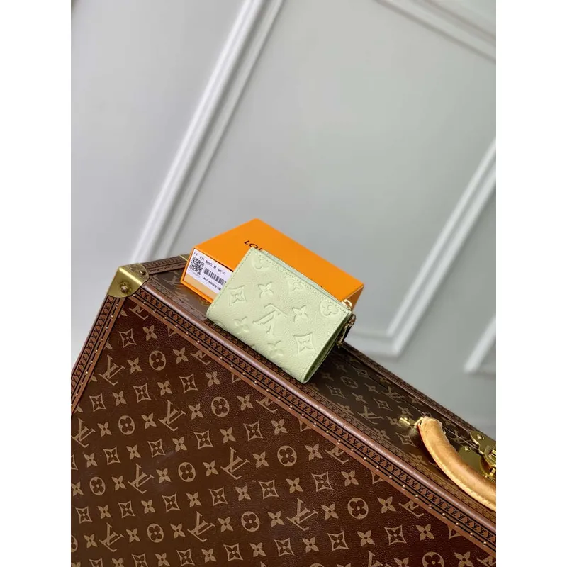 Louis Vuitton M14088 LV x TM Lisa Wallet Green Tea