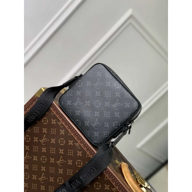 Louis Vuitton LV M12518 TGetaway Messenger Monogram Eclipse