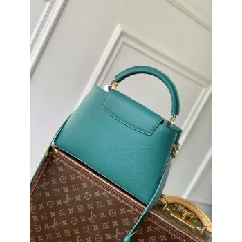 LV M12345 Louis Vuitton Capucines MM Handbag Green