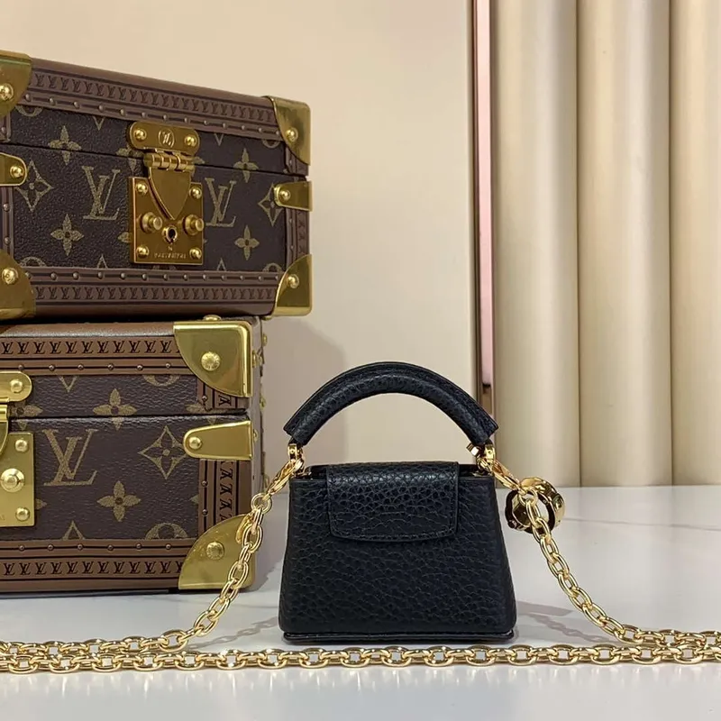 LV M02132 Louis Vuitton Capucines Micro Bag Black