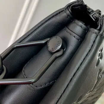 LV M11370 Louis Vuitton Coussin PM Handbag Black