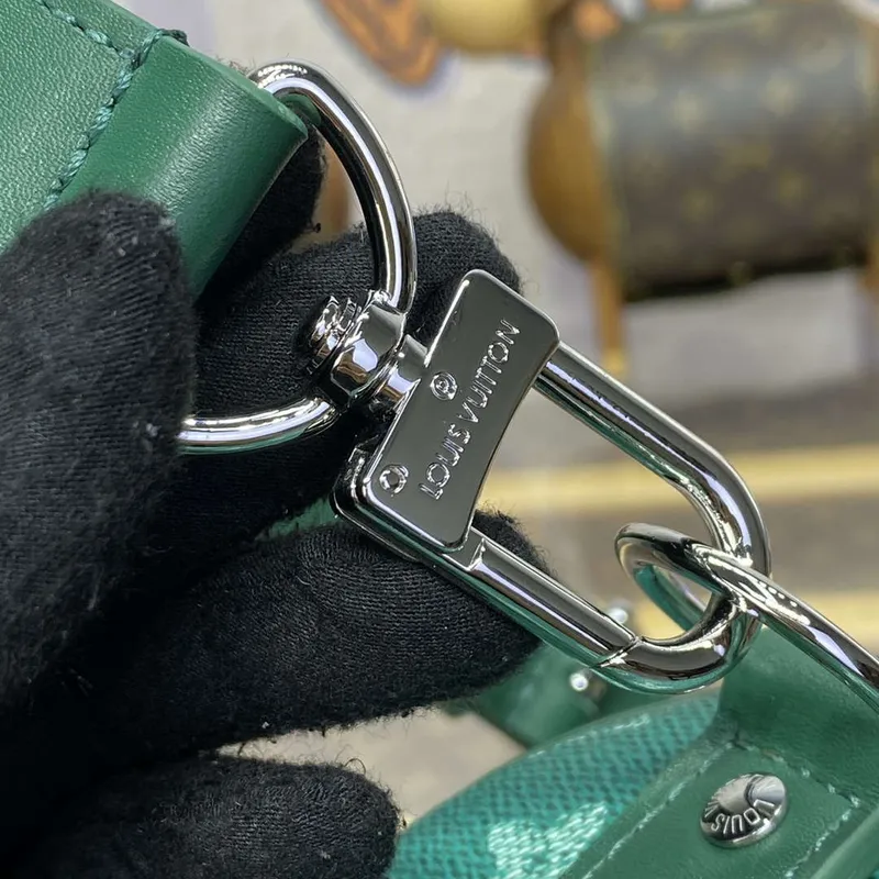 LV M12684 Louis Vuitton Keepall Bandoulière 25 City Bag Green