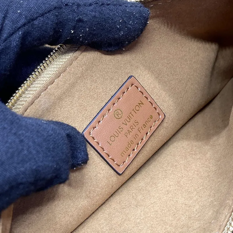 LV M11843 Louis Vuitton CarryAll PM Suede leather Bag Beige