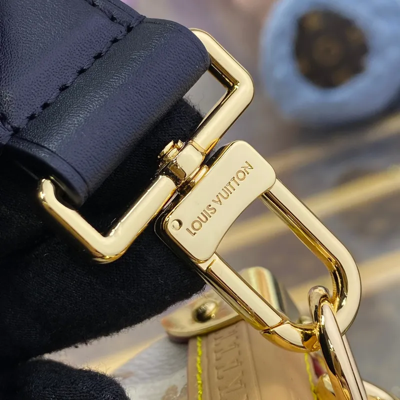 LV M46907 Louis Vuitton Side Trunk PM Bag Monogram white