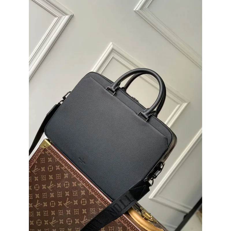 LV M23778 Louis Vuitton Pilot Briefcase Bag Black