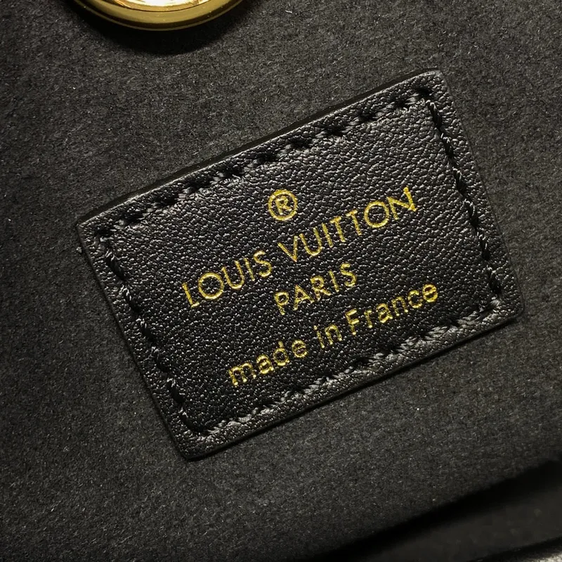 LV M22914 Louis Vuitton Lock It MM Bag Black