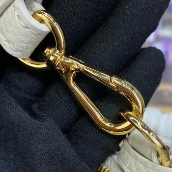 LV M23061 Louis Vuitton Lock It MM Bag Crème Beige