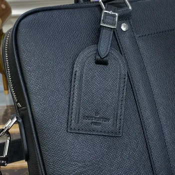 LV M30925 Louis Vuitton Porte Documents Voyage PM Black