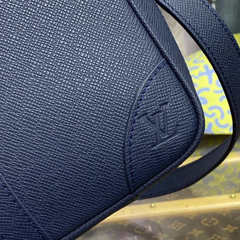 LV M30975 Louis Vuitton Porte Documents Voyage PM Midnight Blue