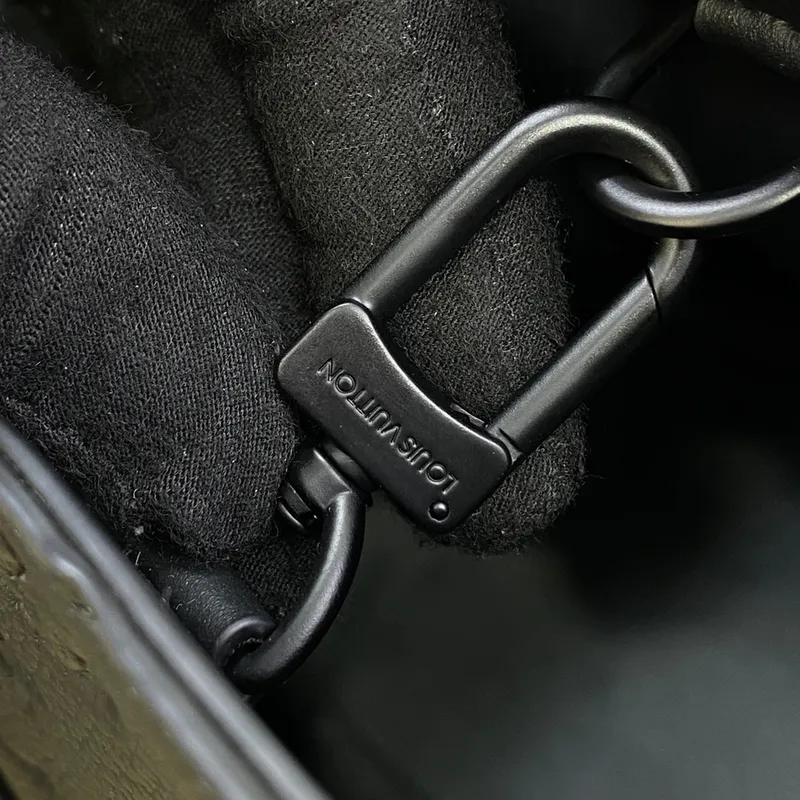 LV M21865 Louis Vuitton Sac Plat 24H Tote Bag Embossed Taurillon Monogram cowhide leather