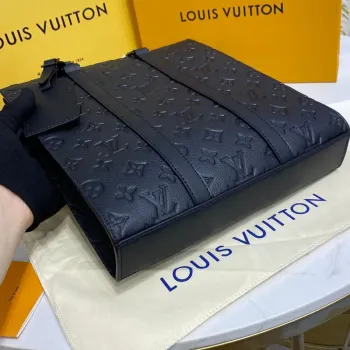 LV M59960 Louis Vuitton Sac Plat Cross Bag Embossed Taurillon Monogram cowhide leather