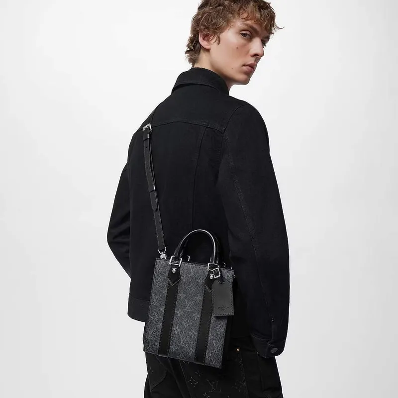 LV M46453 Louis Vuitton Sac Plat Mini Bag Monogram Eclipse coated canvas