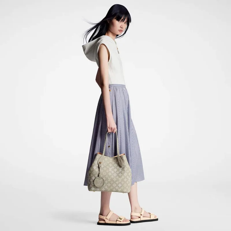 LV M23387 Louis Vuitton Blossom MM Tote Bag Gray