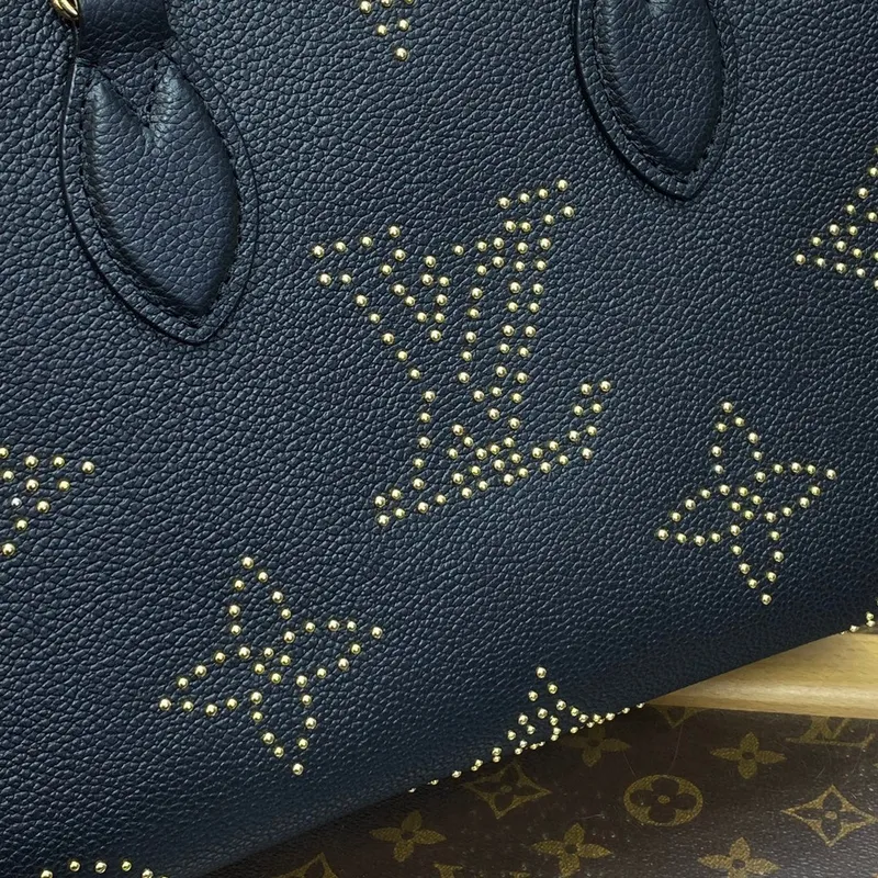 LV M46733 Louis Vuitton OnTheGo PM Bag Black
