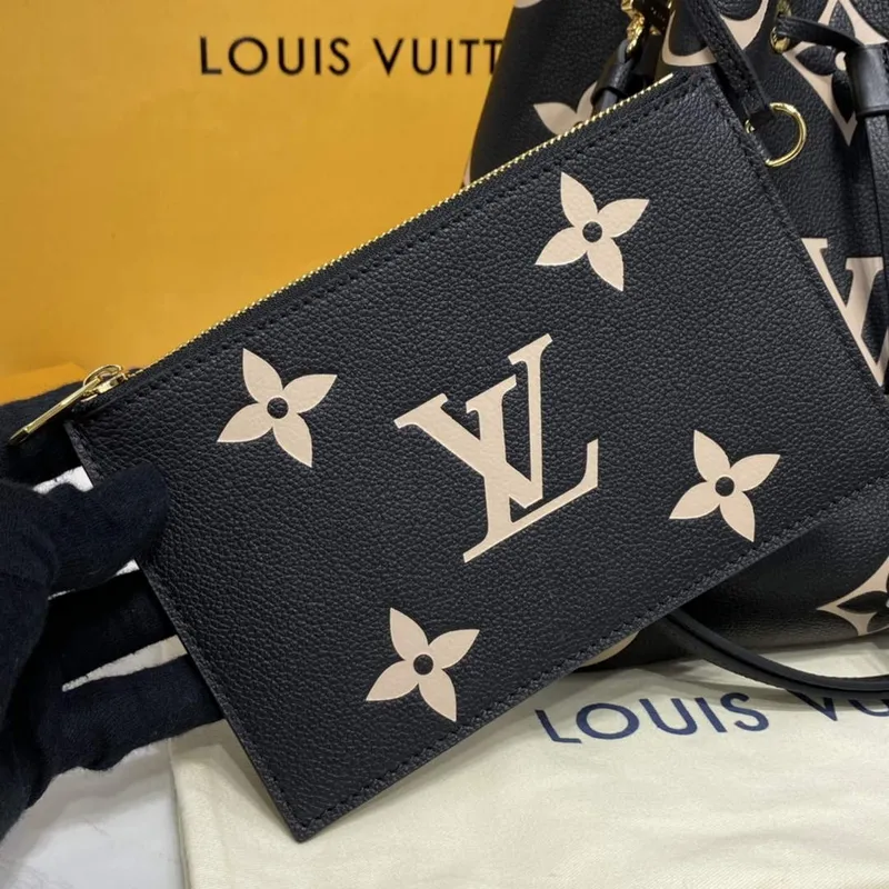 LV M45497  Louis Vuitton NéoNoé MM  Black/Cream
