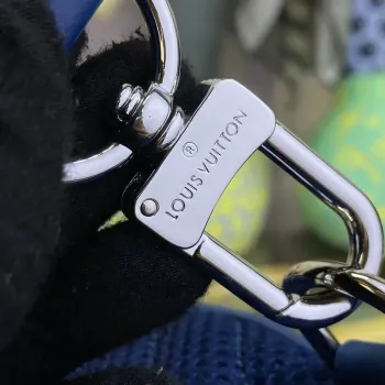 LV M23765 Louis Vuitton Pilot Slingbag Dark Blue