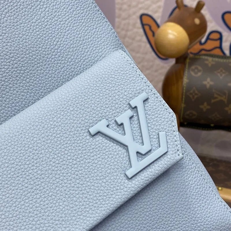 LV M23765 Louis Vuitton Pilot Slingbag Light Blue