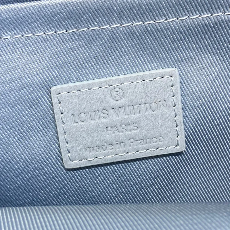 LV M23765 Louis Vuitton Pilot Slingbag Light Blue